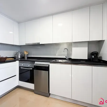 Luxurious House 15 Apartment